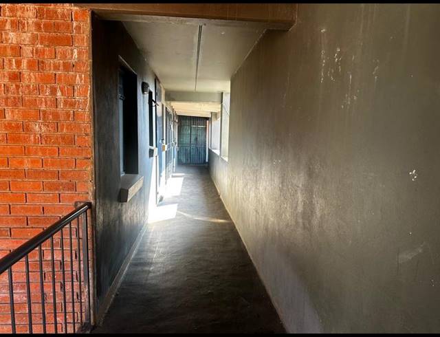 2 BEDROOM APARTMENT FOR SALE IN FLEURHOF